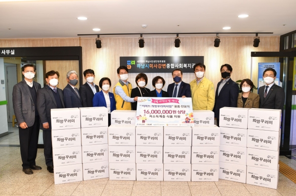 0ce71901c6540133efc28e2afe6a1616_1630979410_2108.jpg 0ce71901c6540133efc28e2afe6a1616_1630979410_2108.jpg